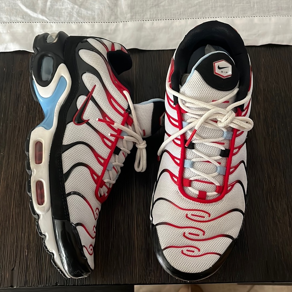 nike air max plus ‘psychic red’